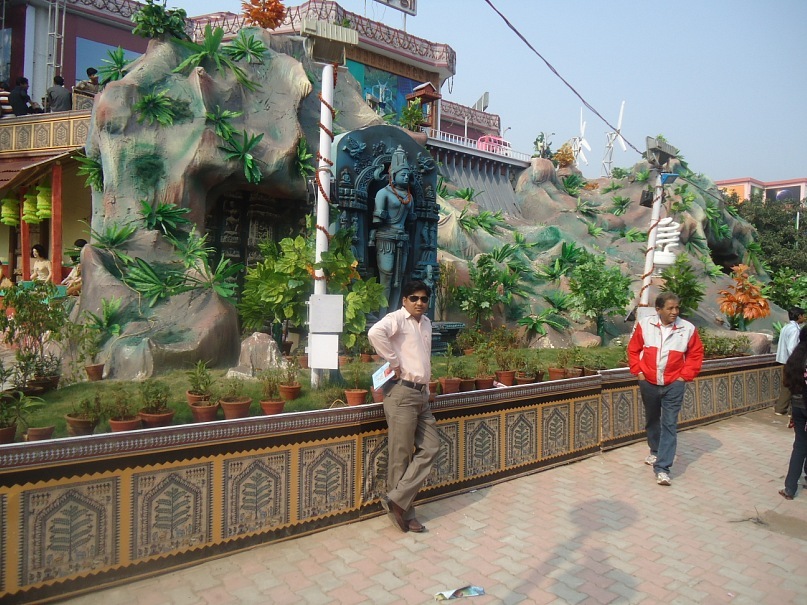 Dev Saini фотография #8