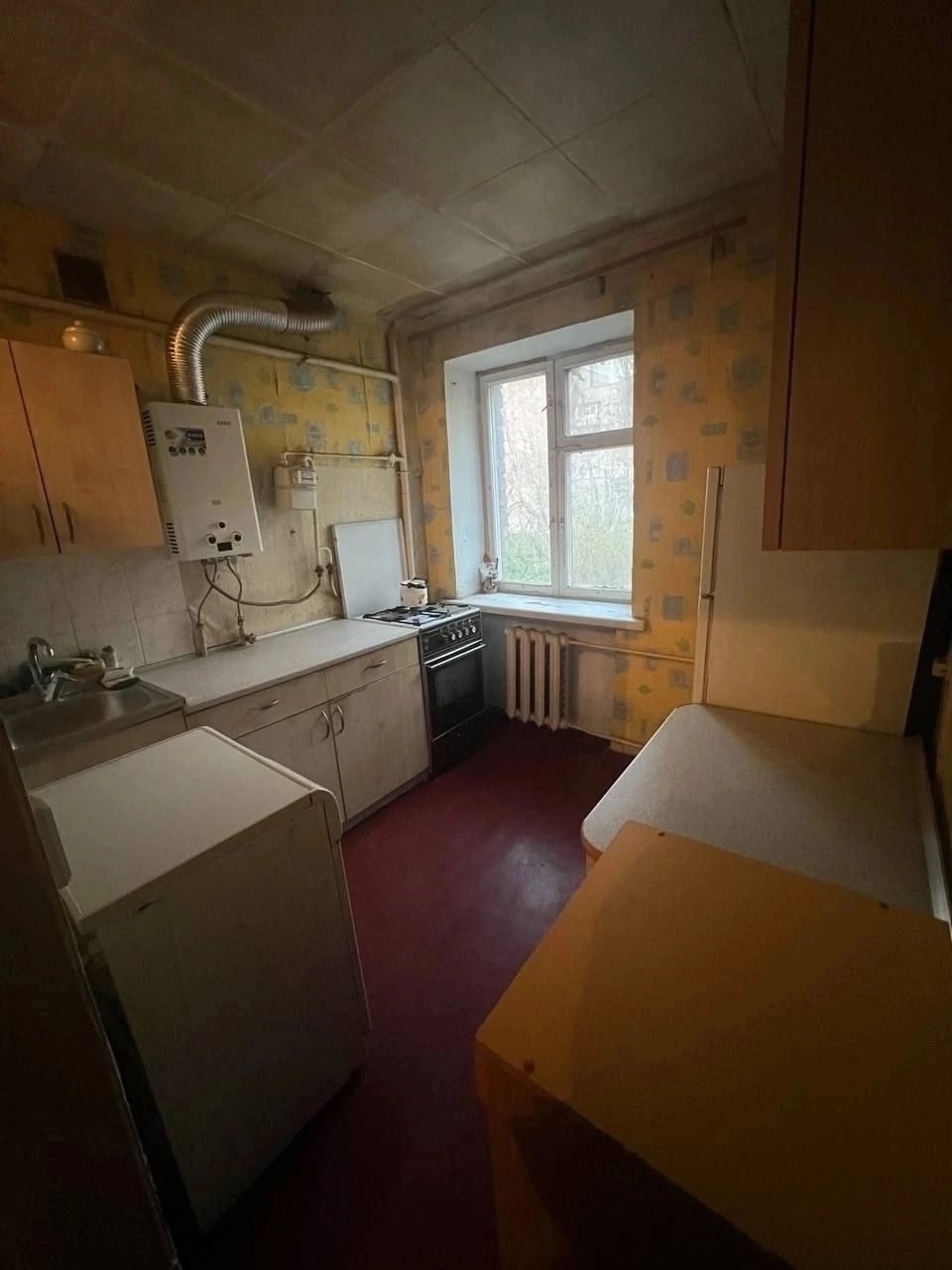 Продам 2-комнатную квартиру. Район Авроры, кирпичный дом. Этаж: 2/5. Квартира не угловая. Документы в полном порядке РФ. 41 квадратных метра. Квартира под ремонт. Комнаты раздельные, балкон. Цена: 4.200.000 рублей. Торг. +7959-563-63-61 +7959-504-96-38...